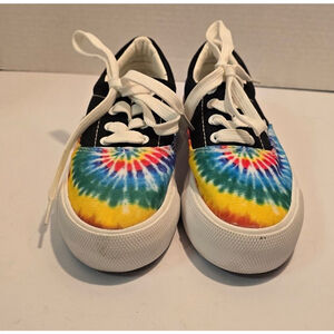 Mudd size 7 tie dye shoes
